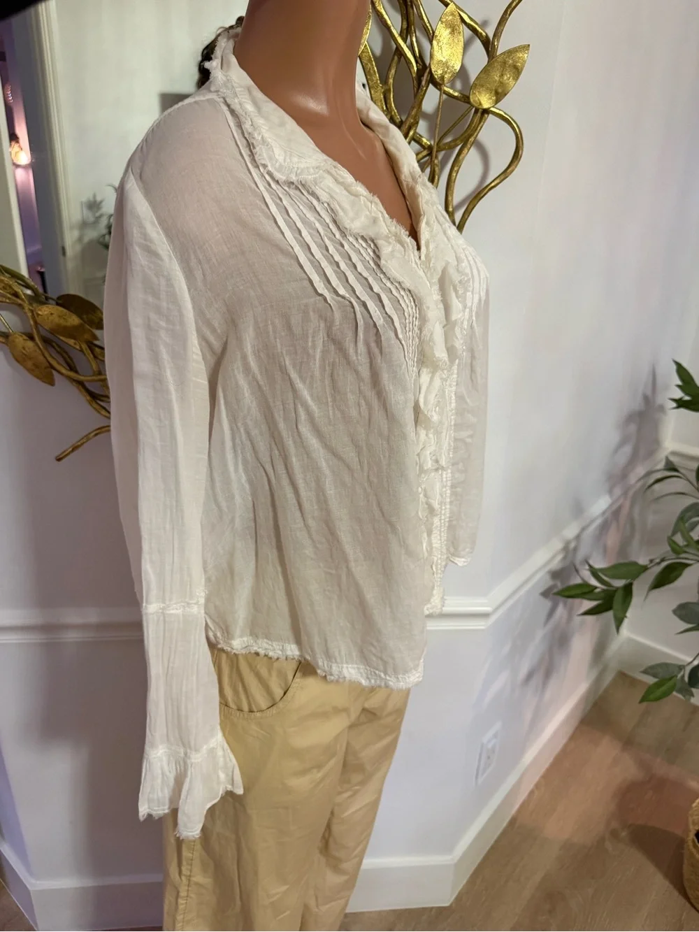 FREE PEOPLE | we the free | White Ruffled V-Neck Blouse - Picture 10 of 13